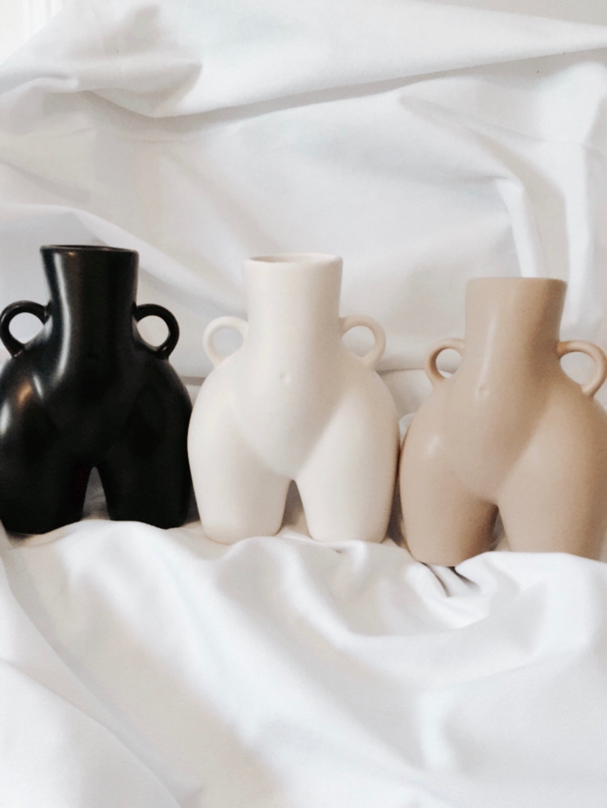Mini Nude Body Vase image 0