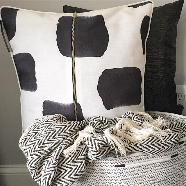 The House Outfit x Black Mint image 1